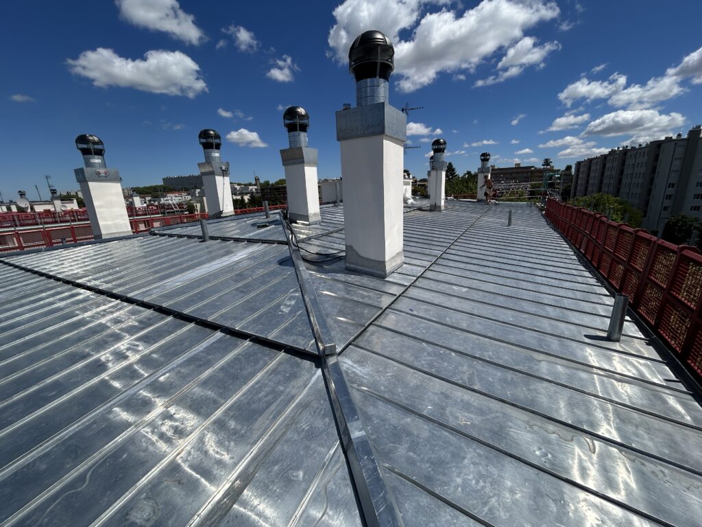 Réalisation d’une couverture en zinc